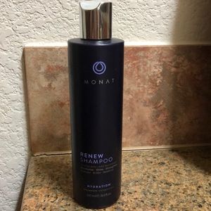 MONAT Renew shampoo